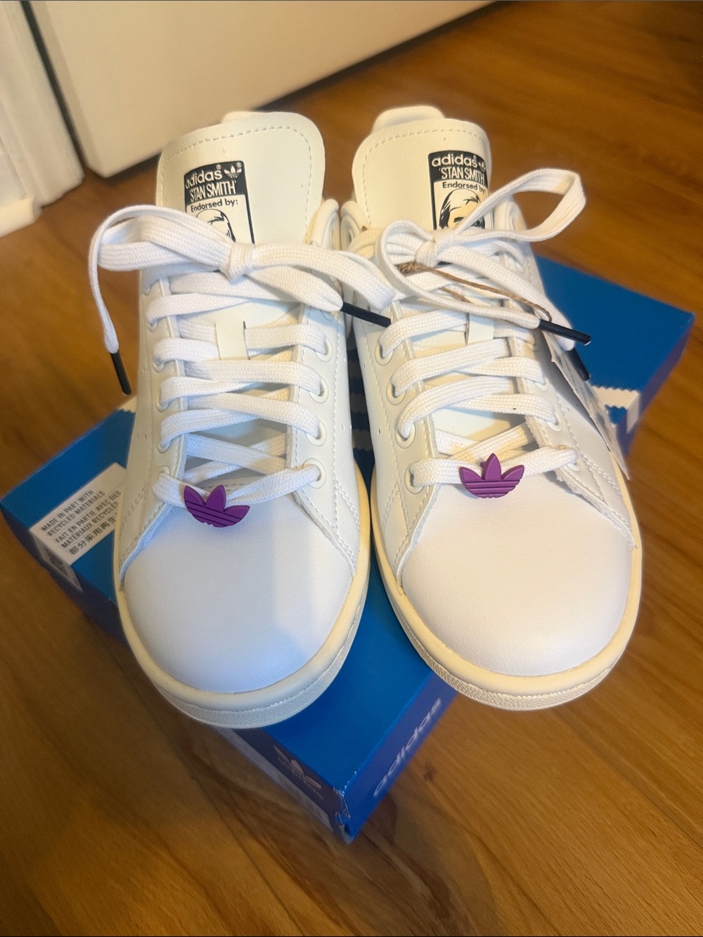 adidas Women’s Stan Smith Butterfly Heel Tab Sneakers Size 6.5 - Picture 6 of 8